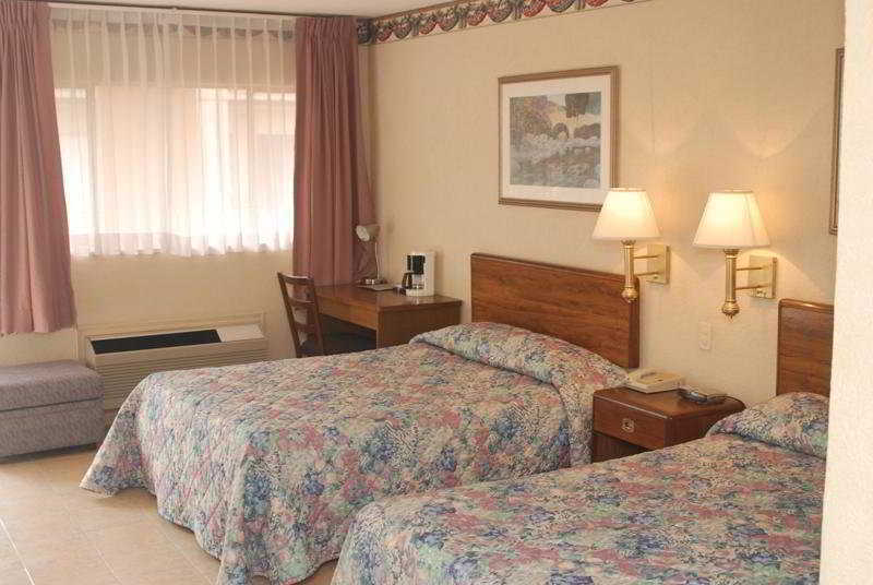 Hotel El Camino Inn & Suites Reynosa Zimmer foto